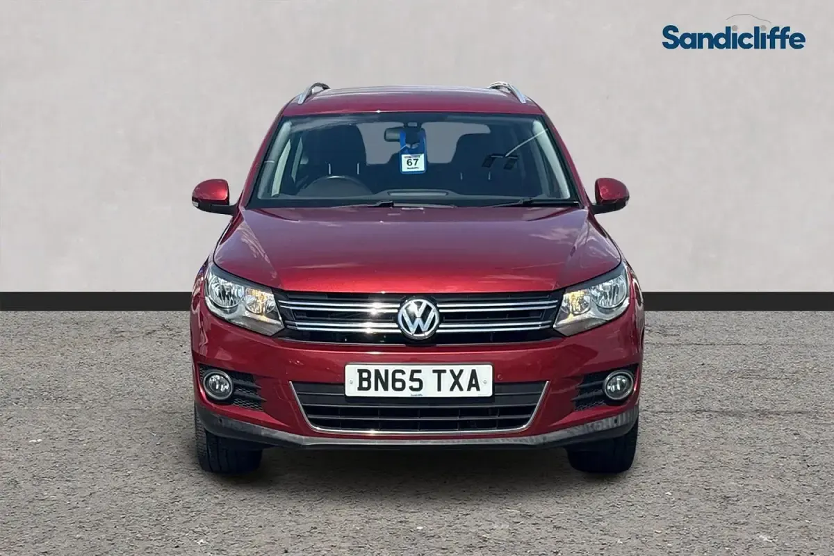 Used VW Tiguan Match 150 HP (110 kW) 2015 Red SUV