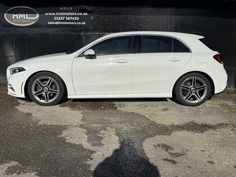 Used Mercedes A180 AMG line 116 HP (85 kW) 2018 White Hatchback