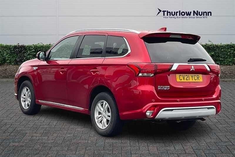 Used Mitsubishi Outlander P-HEV 224 HP (164 kW) 2021 Red SUV
