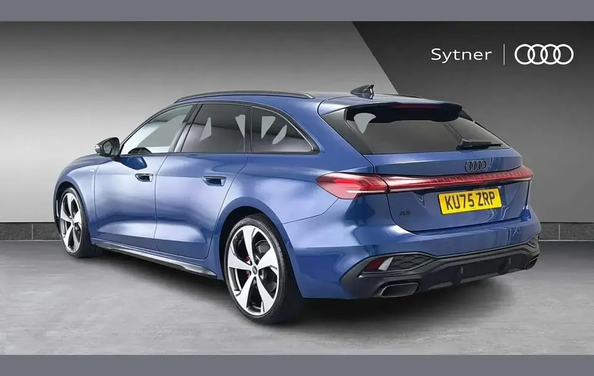 Used Audi A5 Advanced 200 HP (147 kW) 2025 Blue Estate
