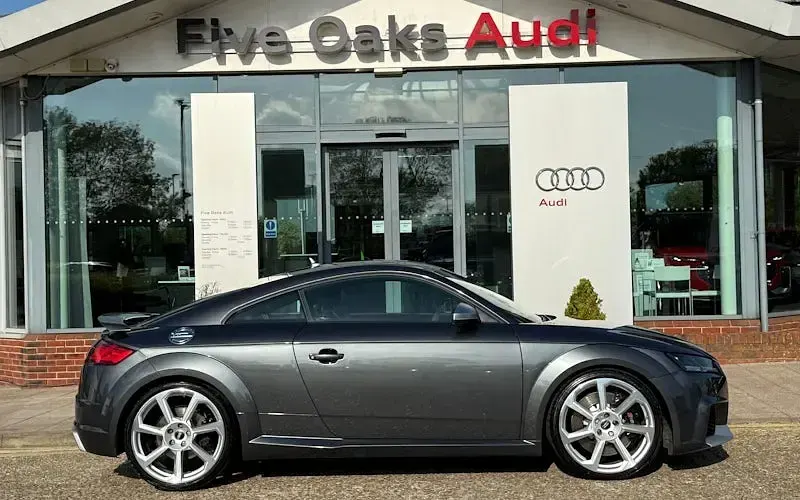 Begagnad Audi TT RS 400 HK (294 kW) 2018 Sportkupé