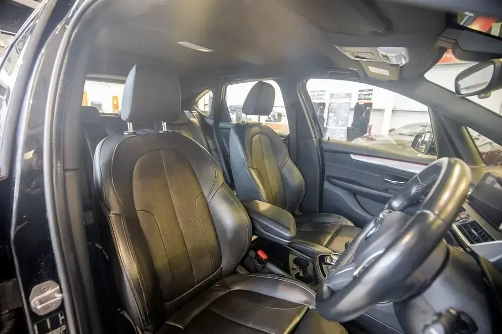 Usado BMW 218 M Sport 140 HP (102 kW) 2018 Preto Citadino