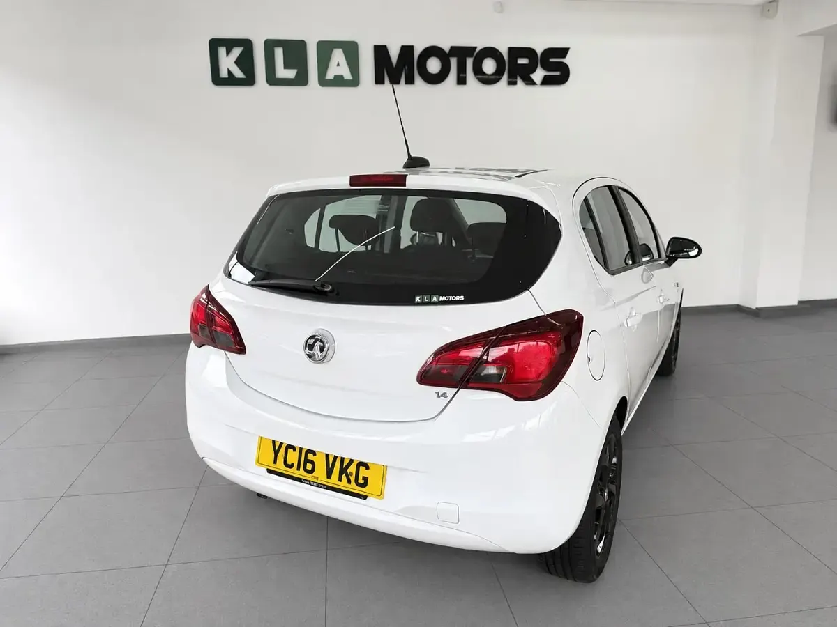 Used Vauxhall Corsa 2016 White Hatchback