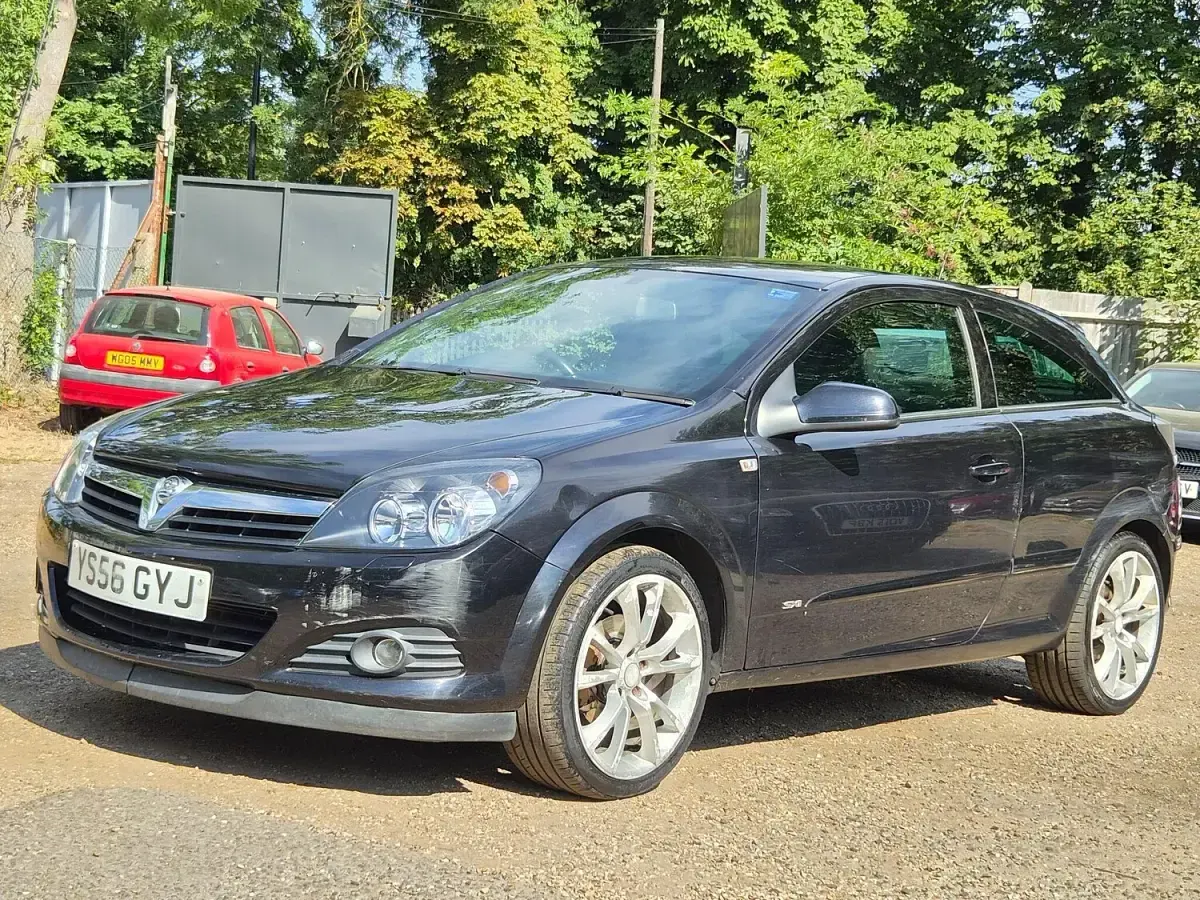 Used Vauxhall Astra Sport 103 HP (75 kW) 2007 Black Hatchback