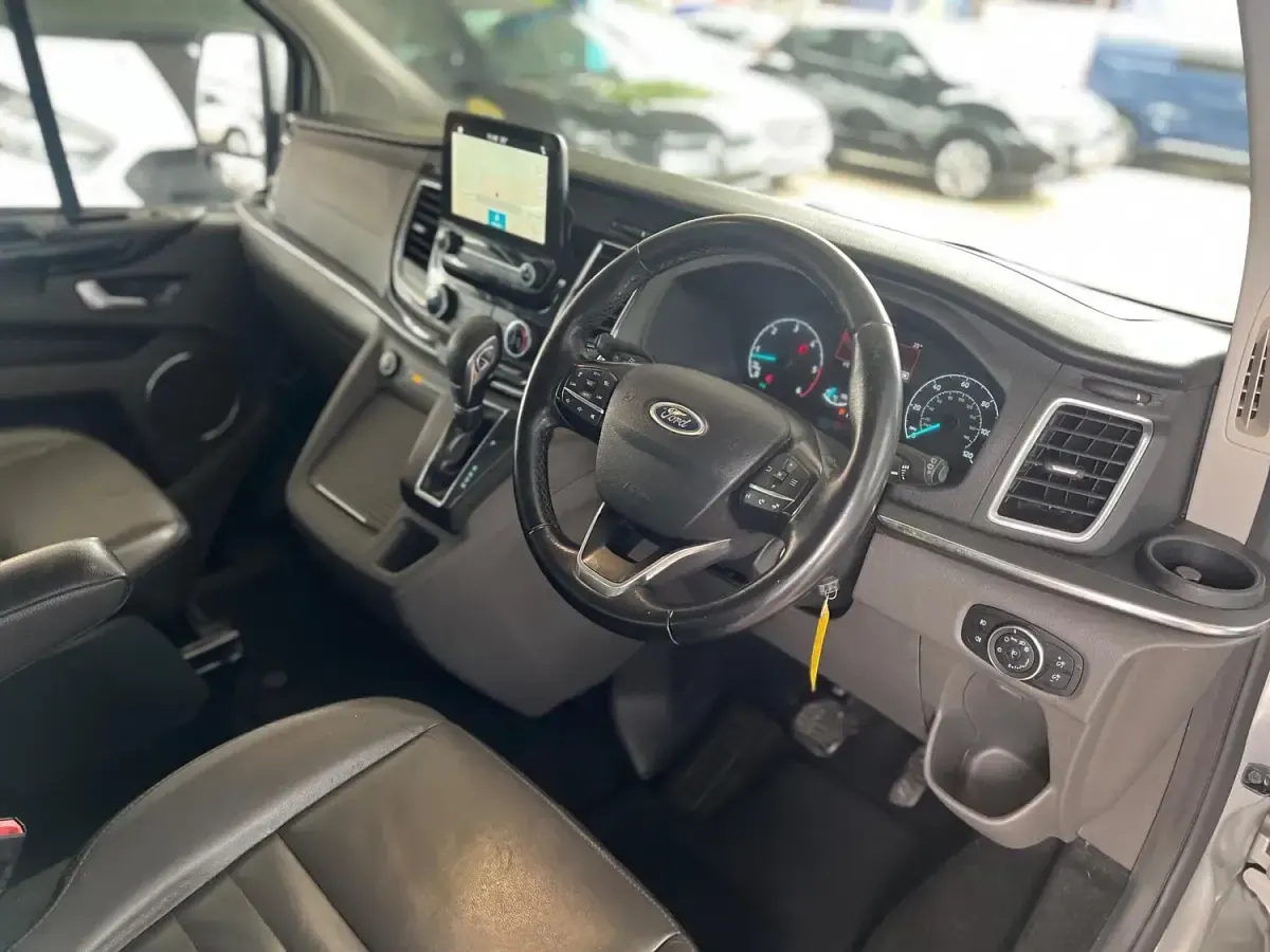 Used Ford Tourneo Titanium X 130 HP (95 kW) 2018 Silver MPV