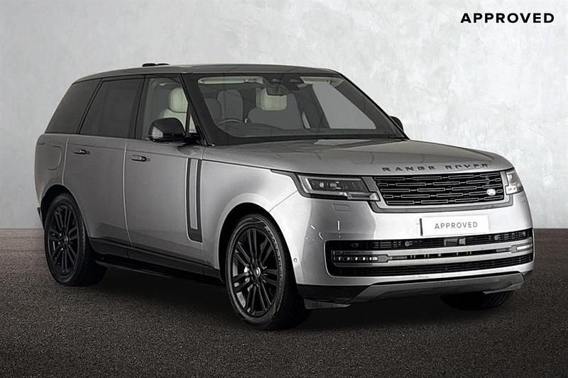 Used Land Rover Range Rover HSE 440 HP (323 kW) 2023 Eiger grey SUV