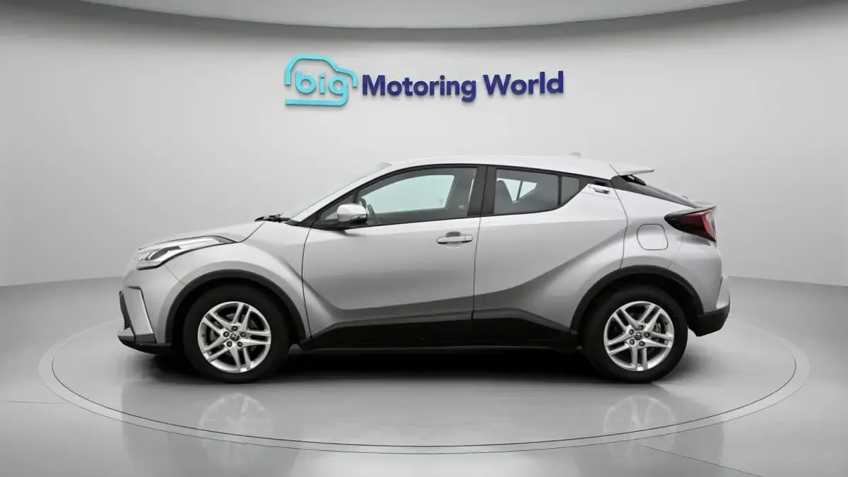 Used Toyota C-HR 121 HP (88 kW) 2022 SUV
