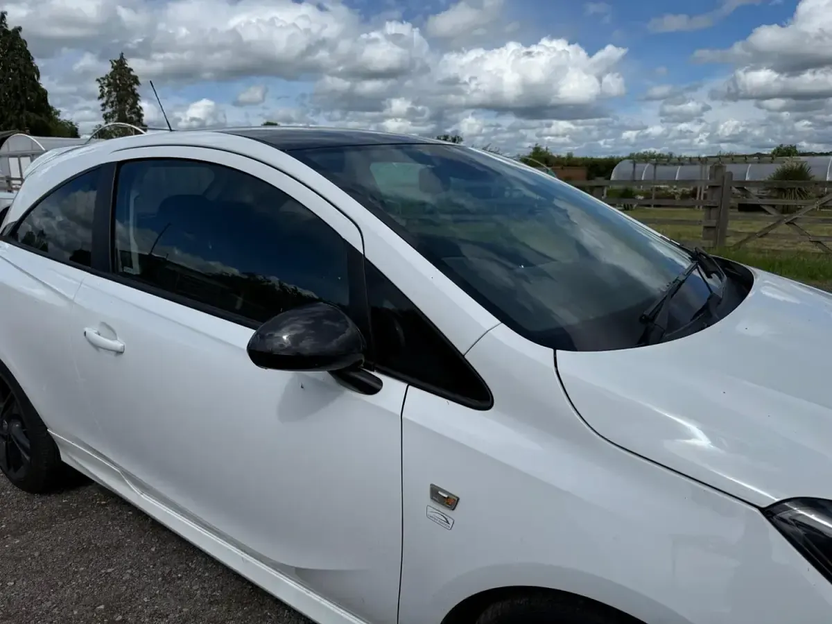 Used Vauxhall Corsa Edition 2016 White Hatchback
