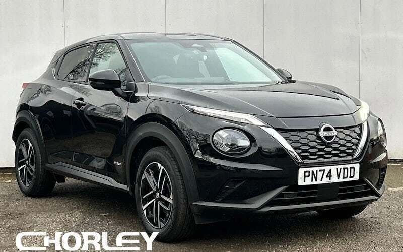 Black Used 2024 Nissan Juke N-Connecta SUV | £20,951 (Fair price) - Image 1/4