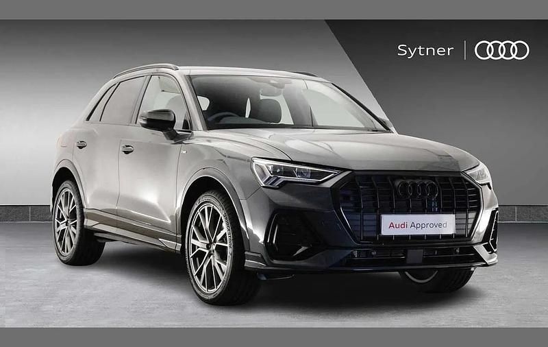 Grey New 2025 Audi Q3 Black Edition SUV | £37,750 (Fair price) - Image 1/4