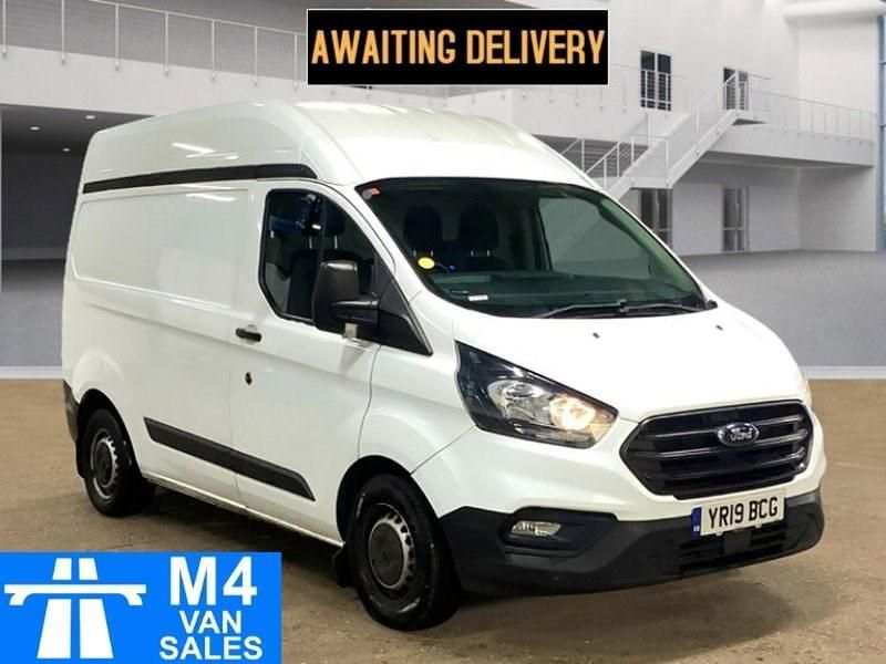 White Used 2019 Ford Transit Custom Van | £12,995 (Fair price) - Image 1/4