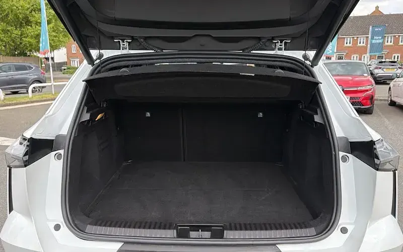 Usado Renault Symbioz Techno Esprit Alpine 143 HP (105 kW) 2025 Branco SUV