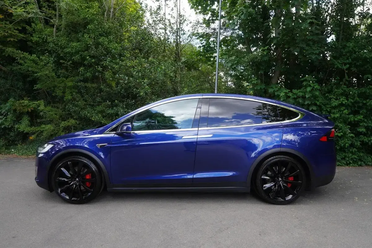 Used Tesla Model X Performance 573 kW (780 HP) 2020 Blue SUV