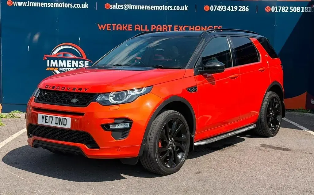 Used Land Rover Discovery Sport HSE Dynamic 180 HP (132 kW) 2017 Orange SUV