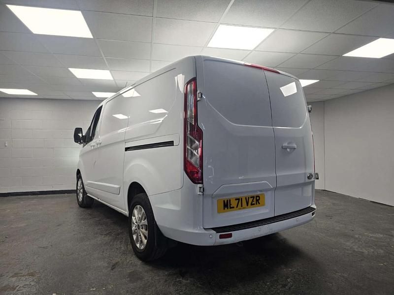 Used Ford Transit Custom Limited 130 HP (95 kW) 2021 White Van