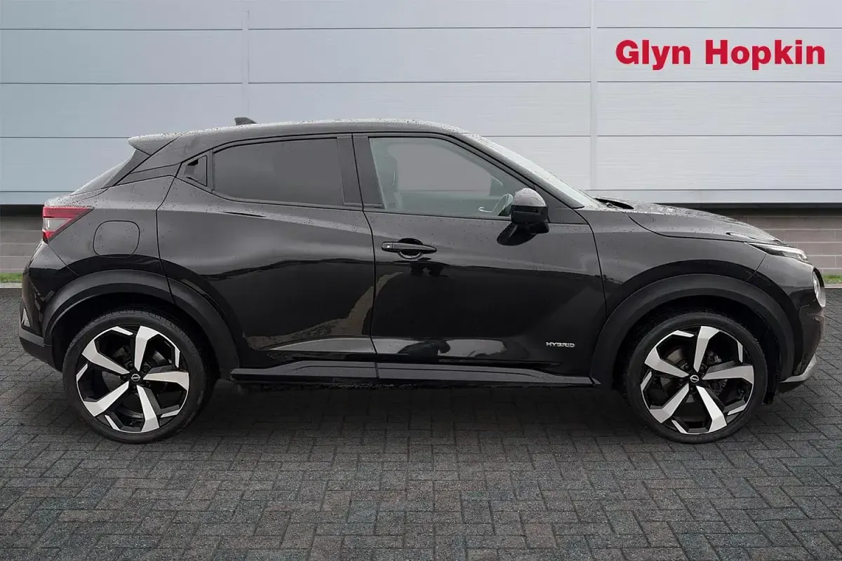 Used Nissan Juke Tekna 143 HP (105 kW) 2022 Black SUV