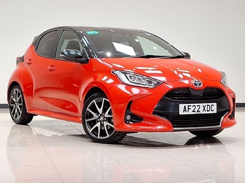 Orange Used 2022 Toyota Yaris Hybrid Edition Hatchback | £15,698 (Fair price) - Image 1/4