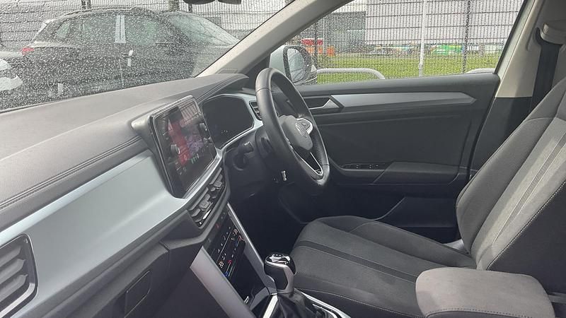 Used VW T-Roc Life 150 HP (110 kW) 2023 White SUV