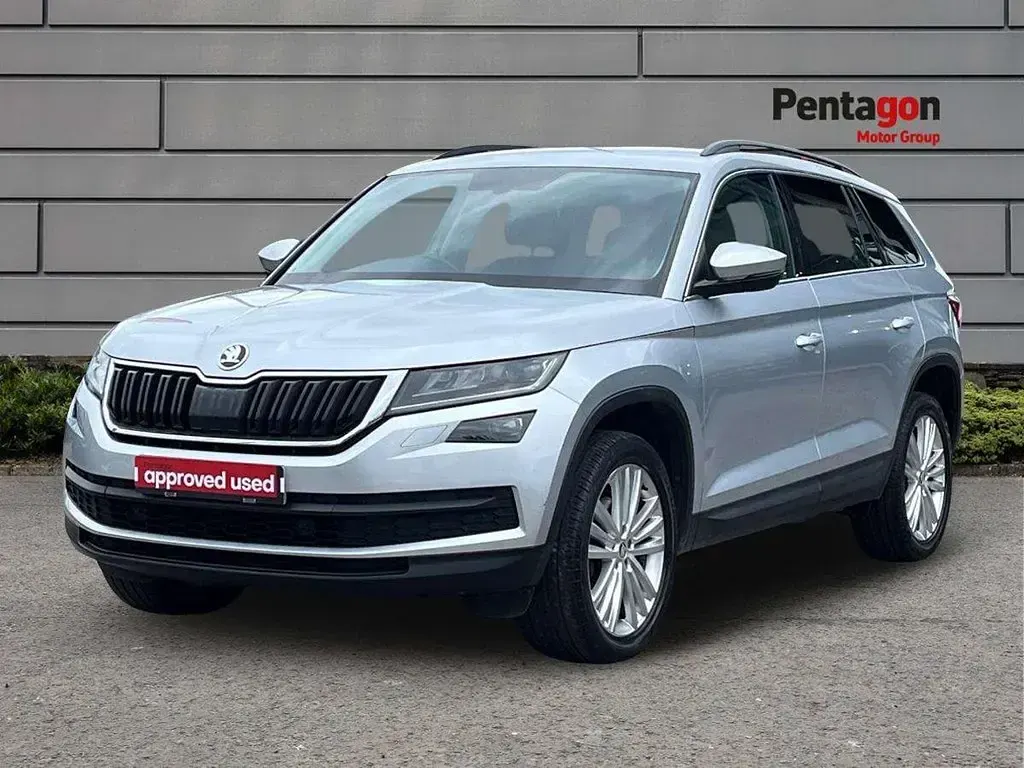 Usado Skoda Kodiaq SE L 150 HP (110 kW) 2021 Prateado SUV