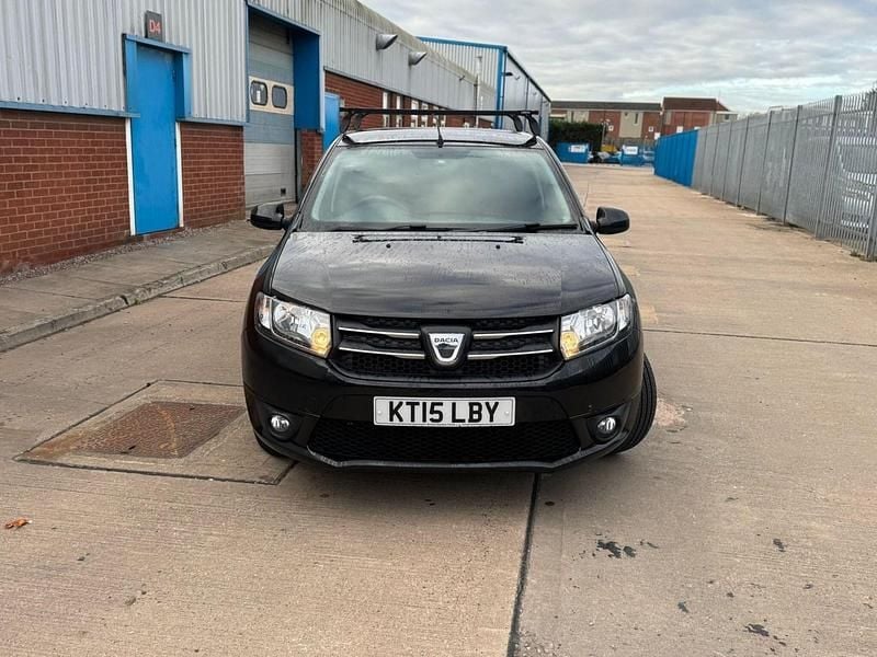 Black Used 2015 Dacia Sandero Lauréate Hatchback | £1,599 (Super price) - Image 1/4