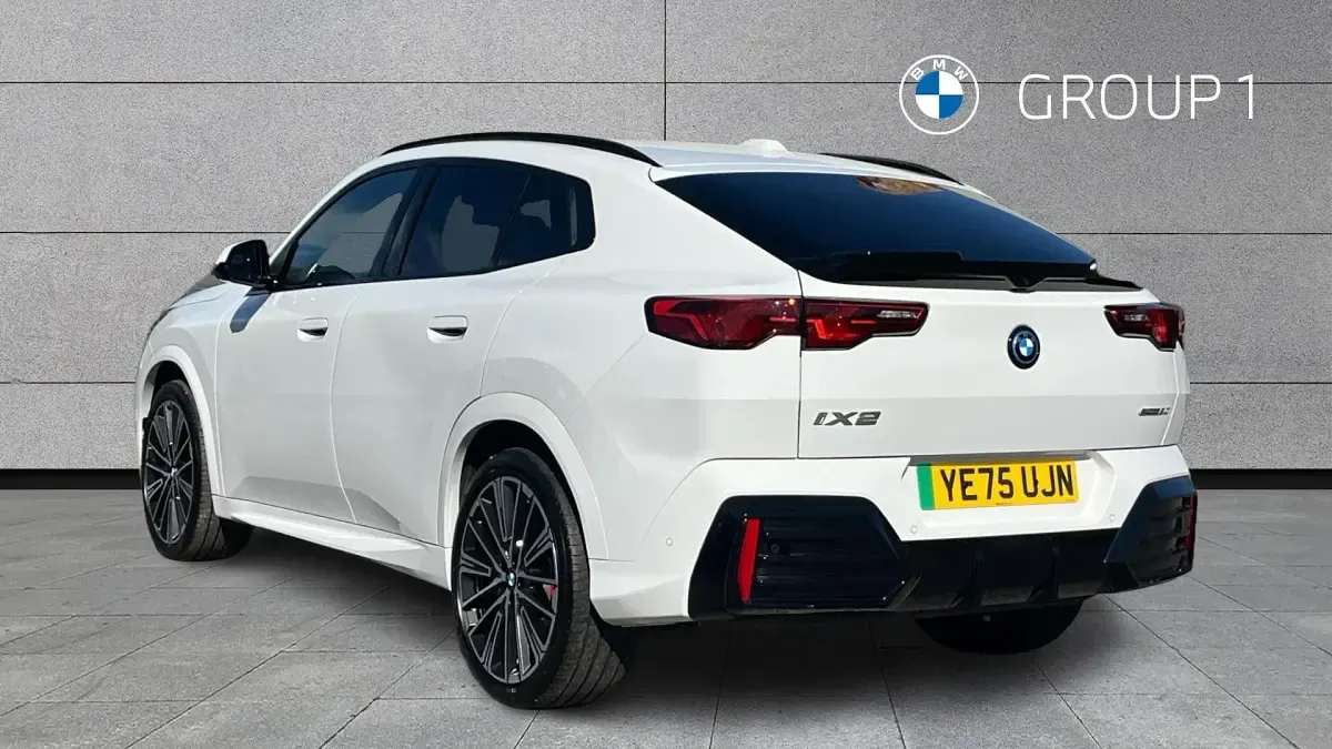 Used BMW iX2 M Sport 147 kW (201 HP) 2025 White SUV