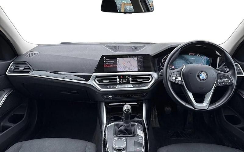 Used BMW 318 Comfort Edition 150 HP (110 kW) 2021 Silver Sedan