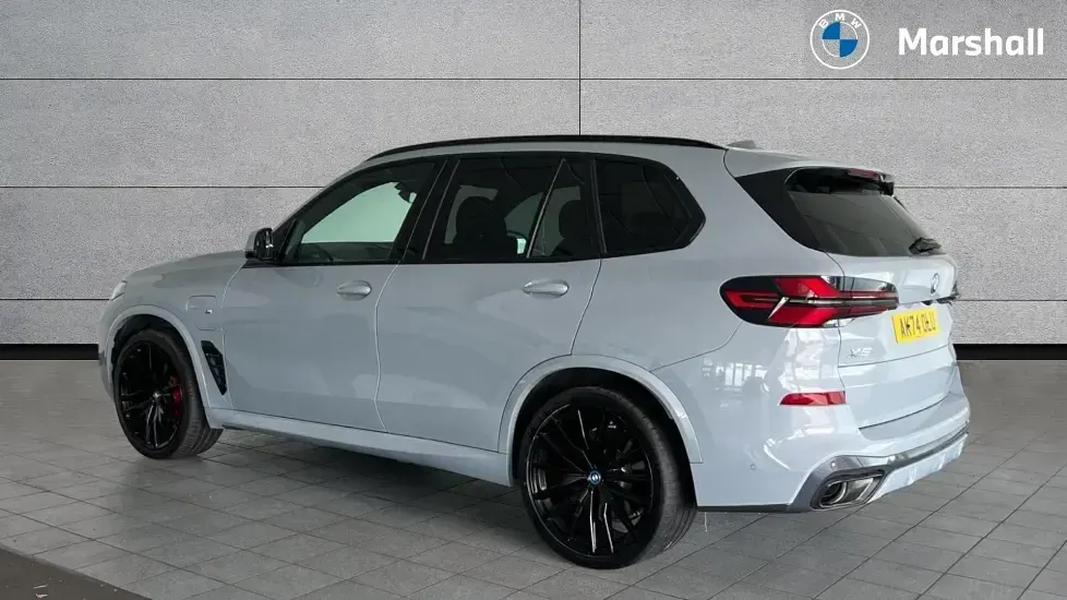 Used BMW X5 M Sport 489 HP (359 kW) 2024 Brooklyn grey metallic SUV