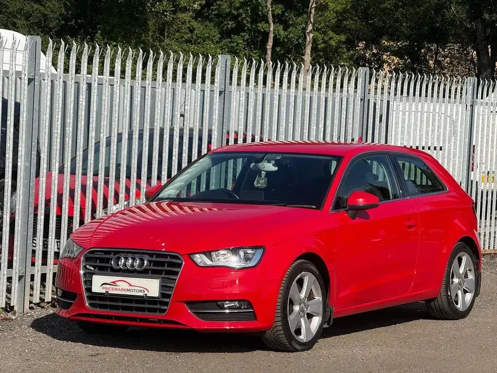 Used Audi A3 Sport 184 HP (135 kW) 2014 Red Hatchback