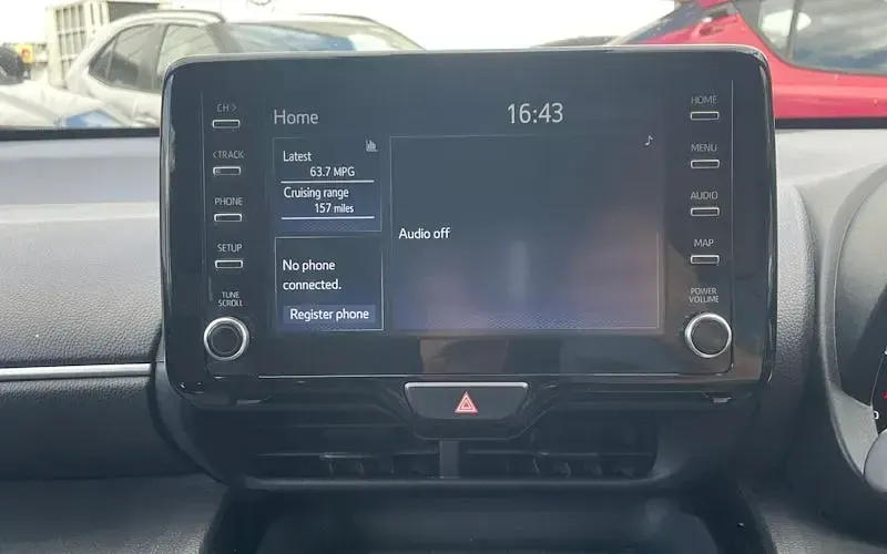 Used Toyota Yaris Cross Design 116 HP (85 kW) 2022 Black SUV