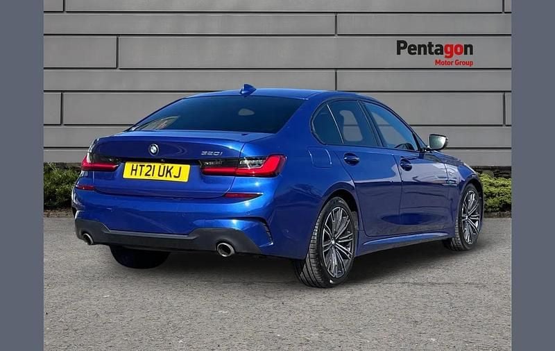 Used BMW 320 M Sport 180 HP (132 kW) 2021 Blue Sedan
