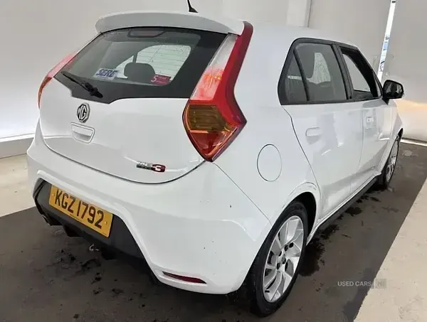 Used MG MG3 106 HP (77 kW) 2018 White Hatchback
