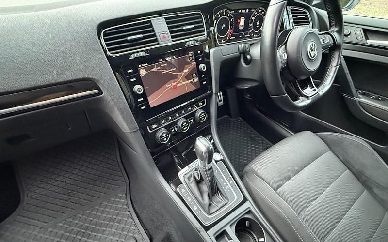 Used VW Golf VII R 300 HP (220 kW) 2019 Blue Hatchback