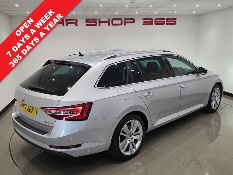 Used Skoda Superb SE L Executive 190 HP (139 kW) 2017 Silver Estate