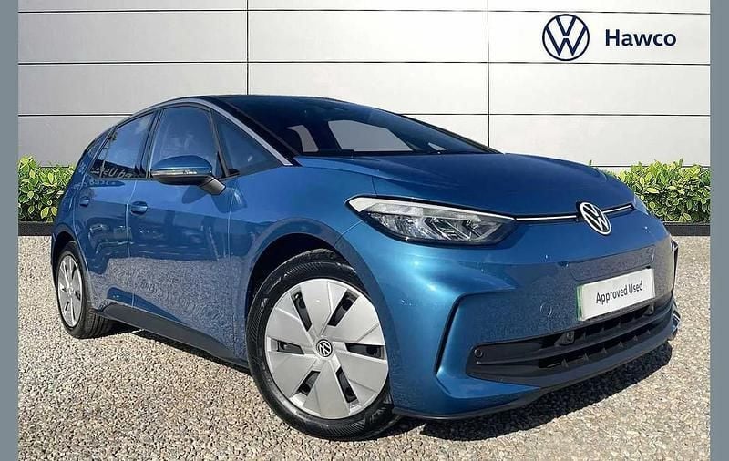 Blue New 2025 VW ID.3 Pure Hatchback | £25,450 (A bit pricey) - Image 1/4