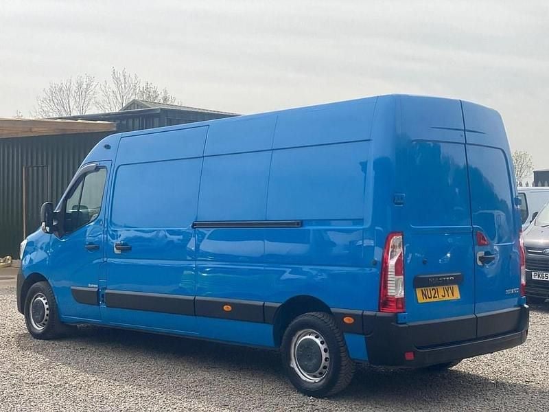 Begagnad Renault Master Business 2021 Blå Minibuss