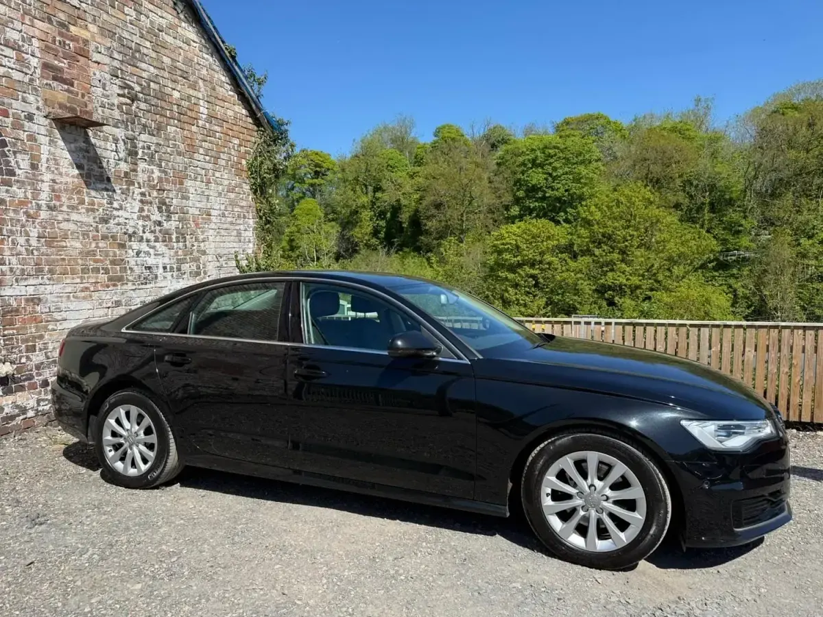 Begagnad Audi A6 Advanced 190 HK (139 kW) 2016 Svart Sedan
