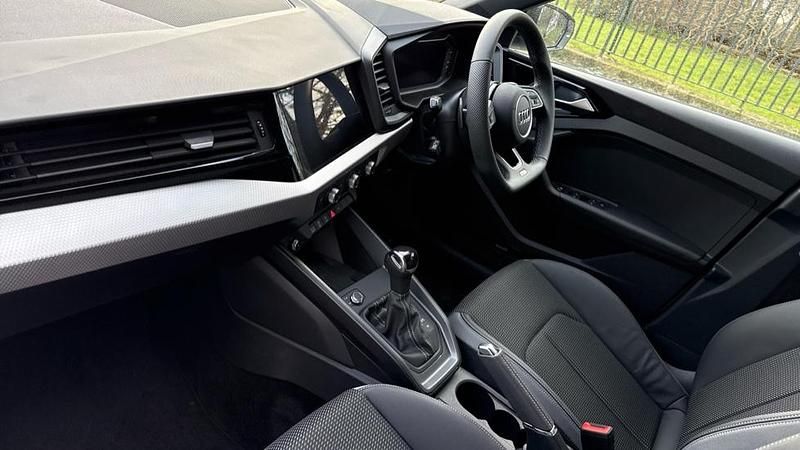 Used Audi A1 Sportback Black Edition 150 HP (110 kW) 2025 Black Hatchback