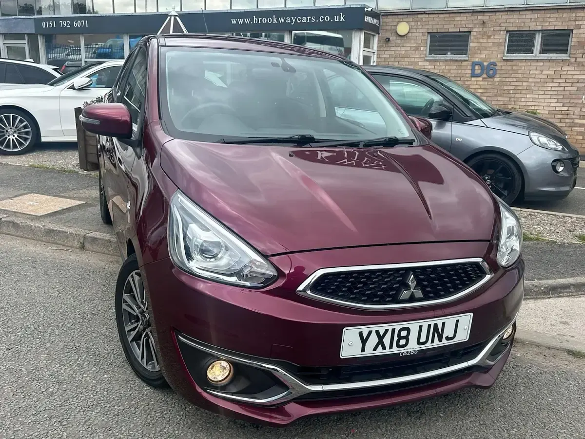 Used Mitsubishi Mirage 78 HP (57 kW) 2018 Mauve/purple Hatchback