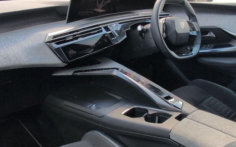 Used Peugeot 5008 GTi 136 HP (100 kW) 2025 Black SUV