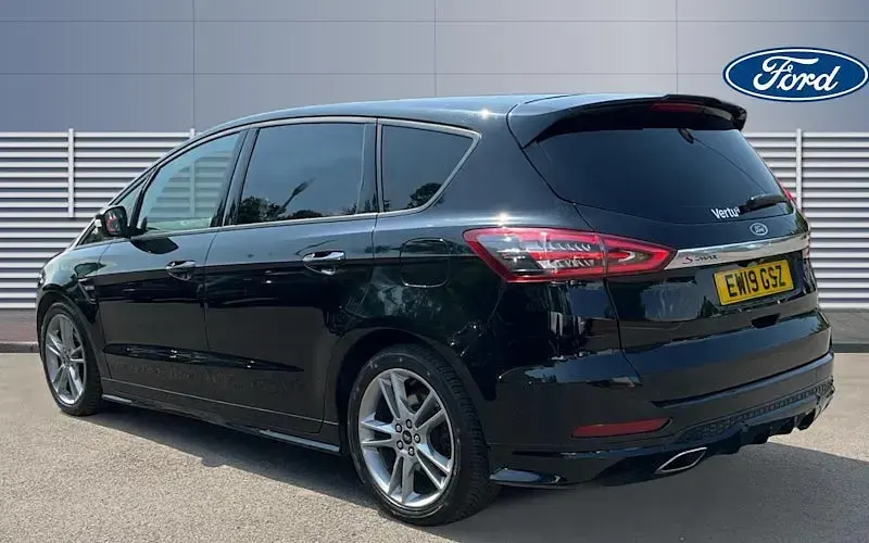 Used Ford S-MAX ST-Line 190 HP (139 kW) 2019 Black MPV