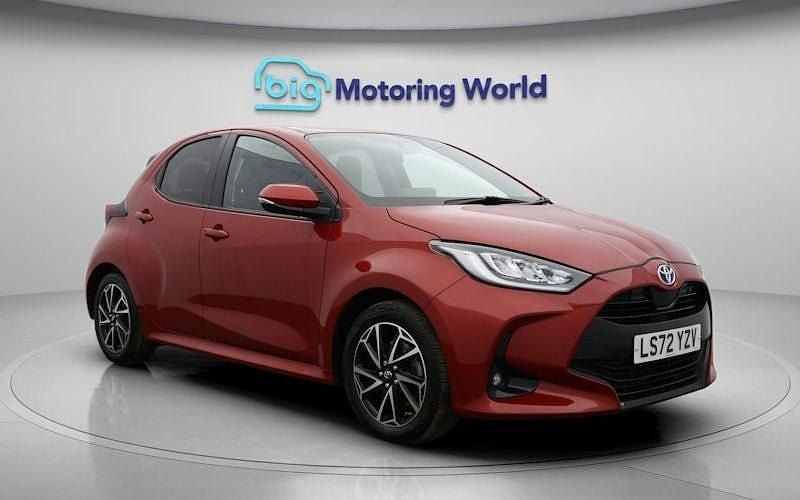 Used Toyota Yaris Hybrid Design 116 HP (85 kW) 2026 Hatchback