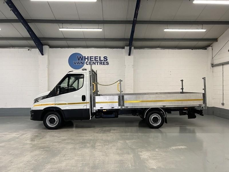 Begagnad Iveco Daily 2022 Vit Cab