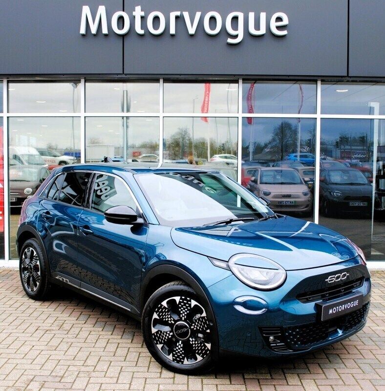 Green Used 2024 Fiat 600 La Prima Hatchback | £28,995 (Expensive) - Image 1/4