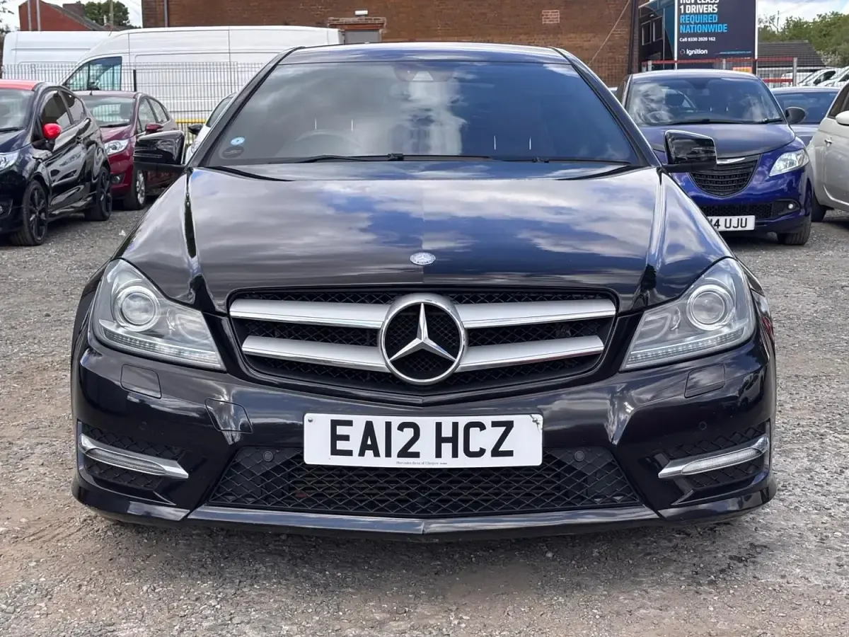 Usado Mercedes C220 AMG 2012 Preto Coupé