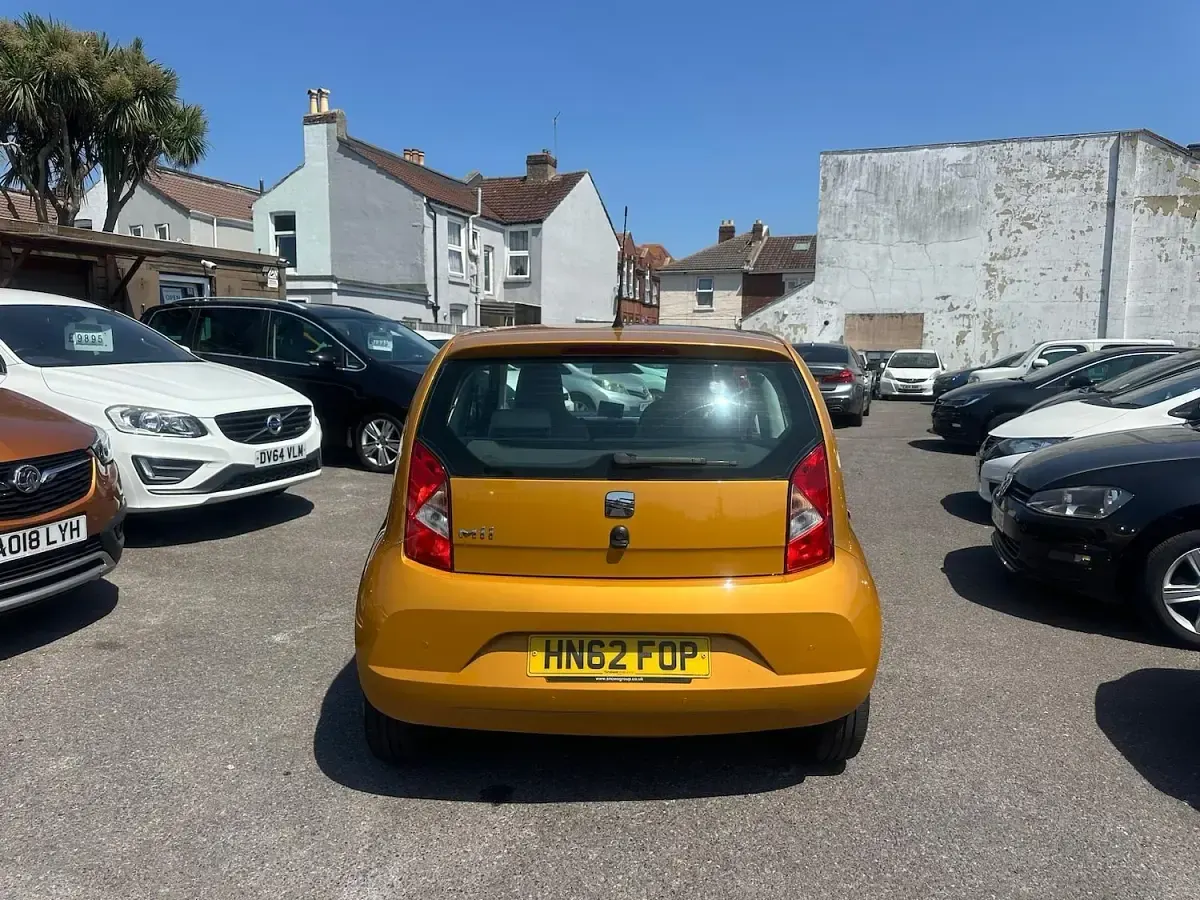 Used Seat Mii SE 75 HP (55 kW) 2013 Yellow Hatchback
