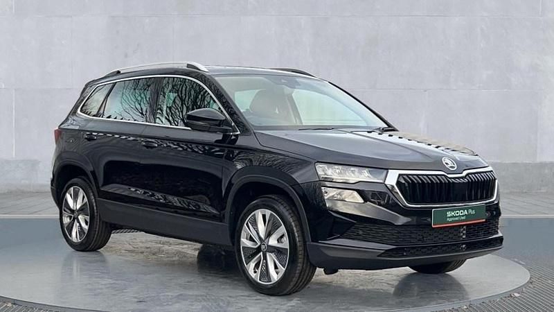 Black magic pearlescent Used 2025 Skoda Karoq SE L SUV | £26,600 (Fair price) - Image 1/4