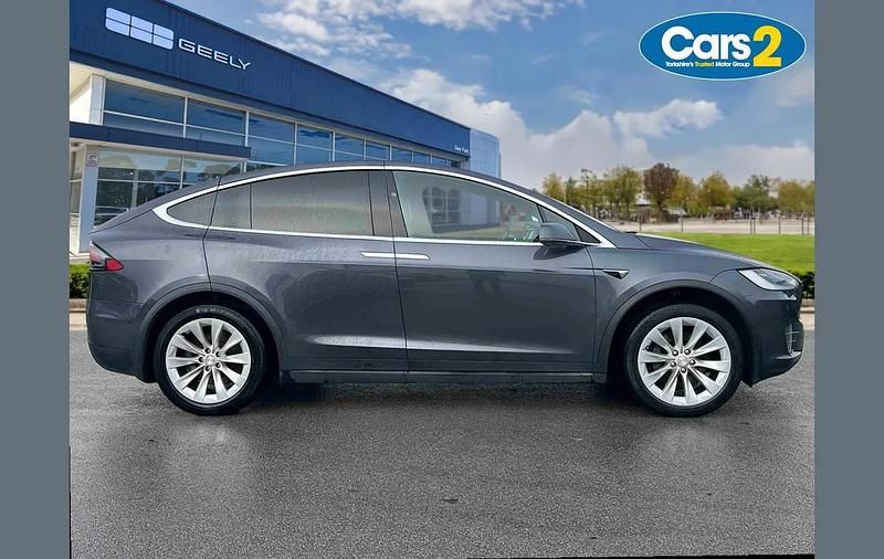 Used Tesla Model X 244 kW (333 HP) 2017 Silver SUV