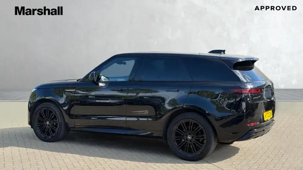 Second-hand Land Rover Range Rover Sport Autobiography 300 CP (220 kW) 2022 Negru SUV