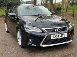 Lexus CT200h