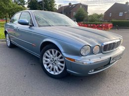 Jaguar XJ8